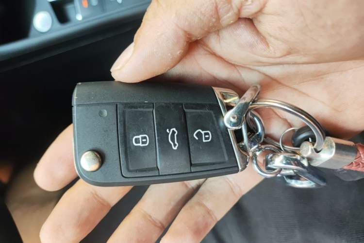 Used Volkswagen Lavida 2024 1.5L Automatic Starry Sky 5 Million Edition Vehicle Key
