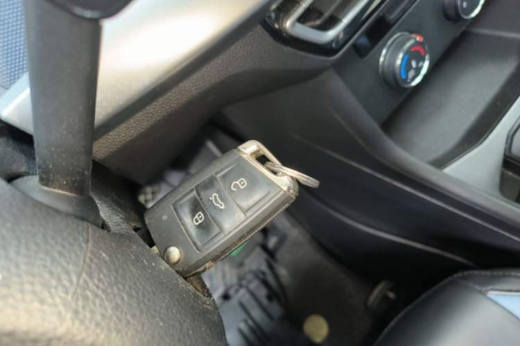 Used Volkswagen Lavida 2024 1.5L Automatic DeYi Edition Vehicle Key