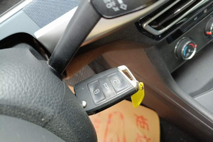 Used Volkswagen Lavida 2024 1.5L Automatic DeYi Edition Vehicle Key