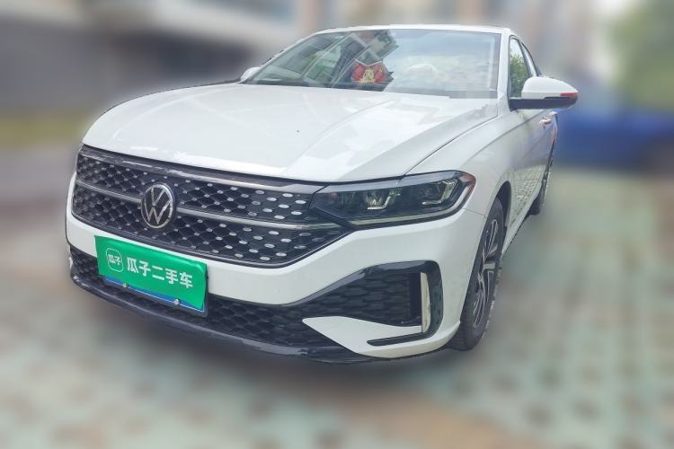 Used Volkswagen Lavida 2024 1.5L Automatic Starry Sky 5 Million Edition Guazi used car, China used car export, Used car for sale, Used Volkswagen cars, Cheapest cars for sale