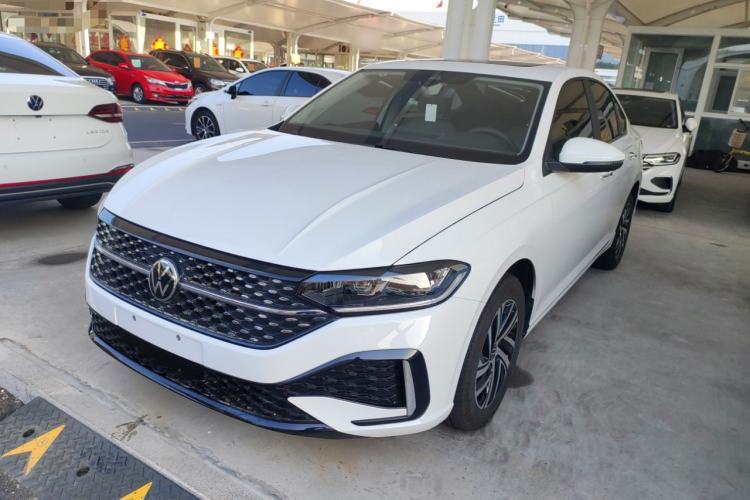 Used Volkswagen Lavida 2024 1.5L Automatic Starry Sky 5 Million Edition Guazi used car, China used car export, Used car for sale, Used  cars, Cheapest cars for sale