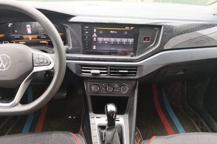 Used Volkswagen Lavida 2025 New Sharp 1.5L Outstanding New Edition Audio And AC Panel