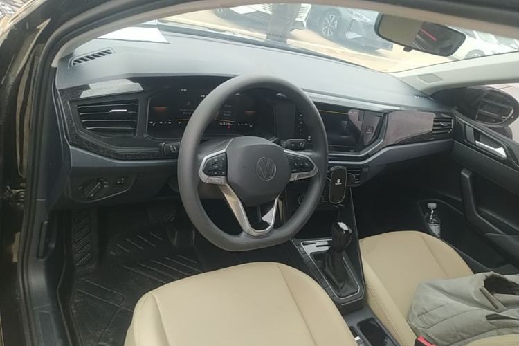 Used Volkswagen Lavida 2025 New Sharp 1.5L Outstanding New Edition Center Console