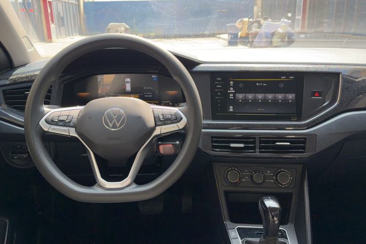 Used Volkswagen Lavida 2025 New Sharp 1.5L Outstanding New Edition Center Console
