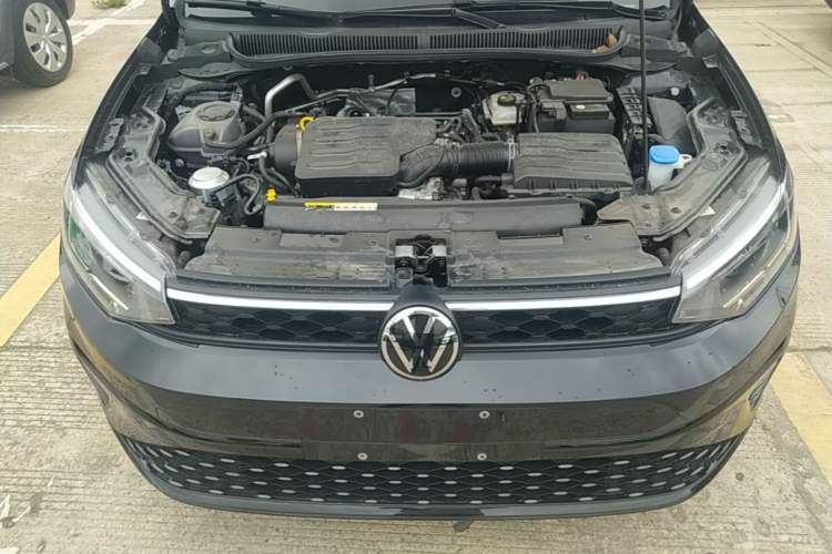 Used Volkswagen Lavida 2025 New Sharp 1.5L Outstanding New Edition Engine Bay