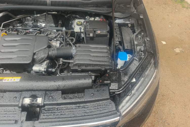 Used Volkswagen Lavida 2025 New Sharp 1.5L Outstanding New Edition Engine Bay Left