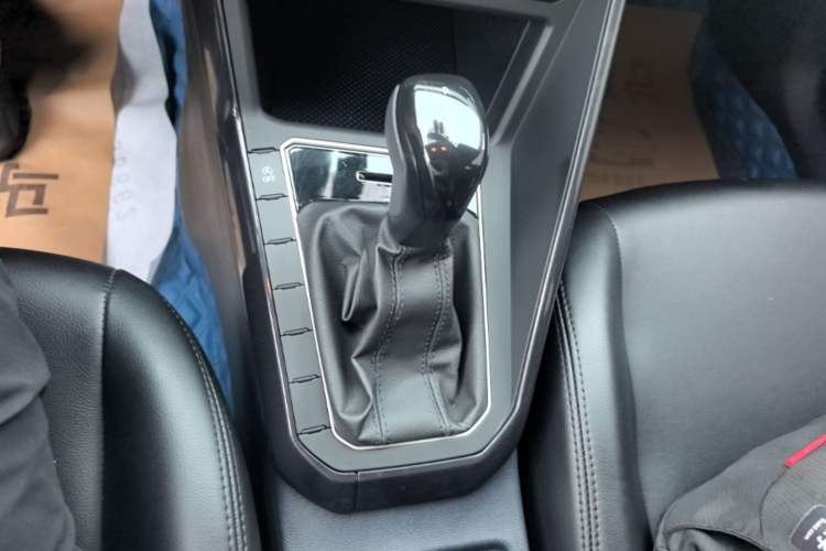 Used Volkswagen Lavida 2025 New Sharp 1.5L Outstanding New Edition Gear Lever