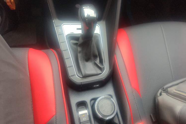 Used Volkswagen Lavida 2025 New Sharp 1.5L Outstanding New Edition Gear Lever