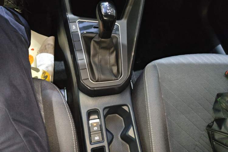 Used Volkswagen Lavida 2025 New Sharp 1.5L Outstanding New Edition Gear Lever