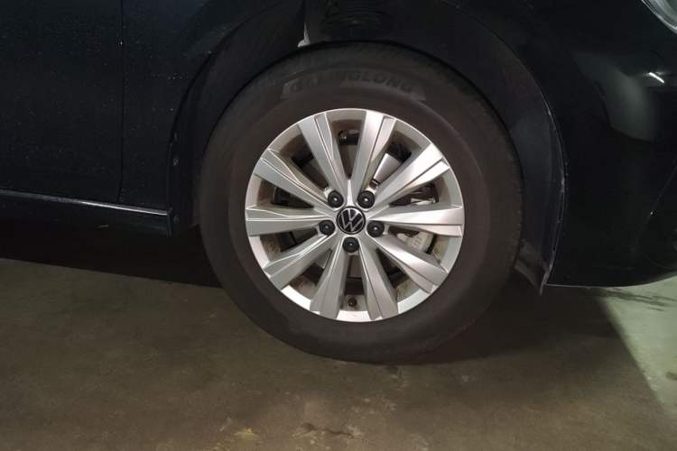 Used Volkswagen Lavida 2025 New Sharp 1.5L Outstanding New Edition Right Front Wheel Hub