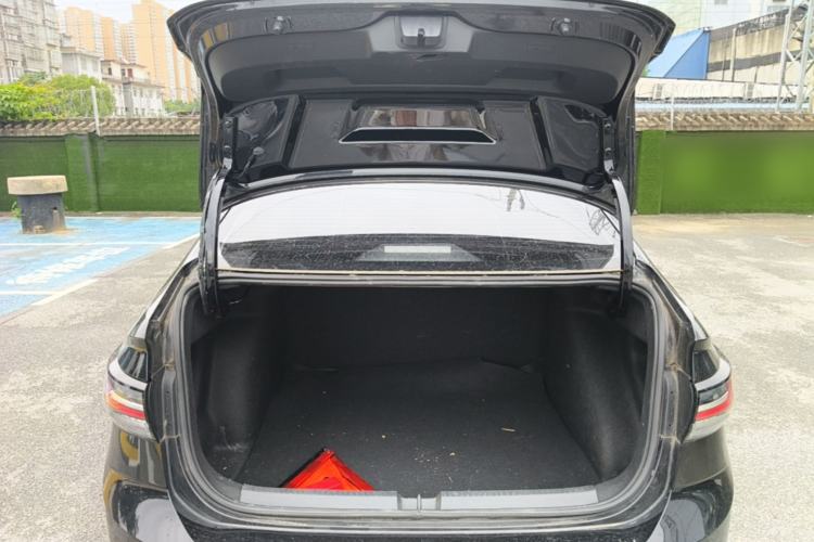 Used Volkswagen Lavida 2025 New Sharp 1.5L Outstanding New Edition Trunk