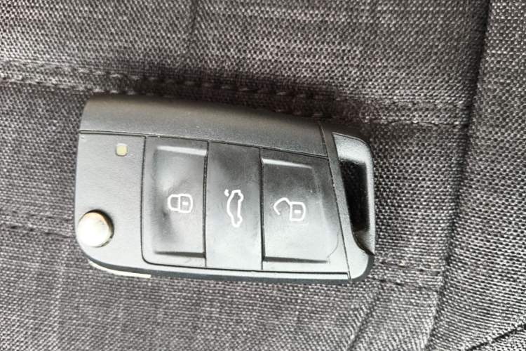 Used Volkswagen Lavida 2025 New Sharp 1.5L Outstanding New Edition Vehicle Key