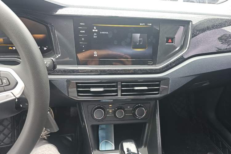 Used Volkswagen Lavida 2025 New Sharp 1.5L Outstanding New Edition Audio And AC Panel