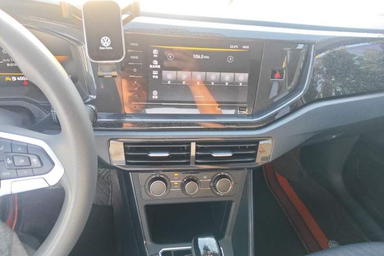 Used Volkswagen Lavida 2025 New Sharp 1.5L Outstanding New Edition Audio And AC Panel