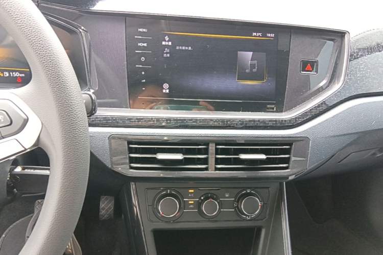 Used Volkswagen Lavida 2025 New Sharp 1.5L Outstanding New Edition Audio And AC Panel