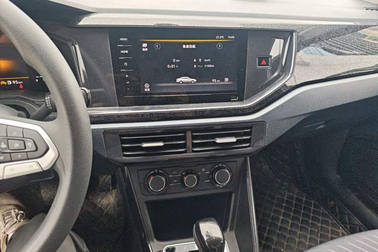 Used Volkswagen Lavida 2025 New Sharp 1.5L Outstanding New Edition Audio And AC Panel