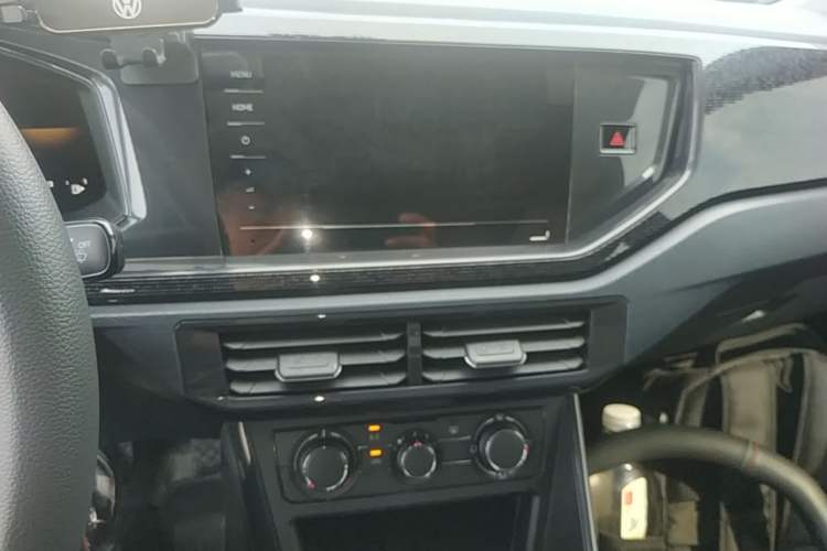 Used Volkswagen Lavida 2025 New Sharp 1.5L Outstanding New Edition Audio And AC Panel