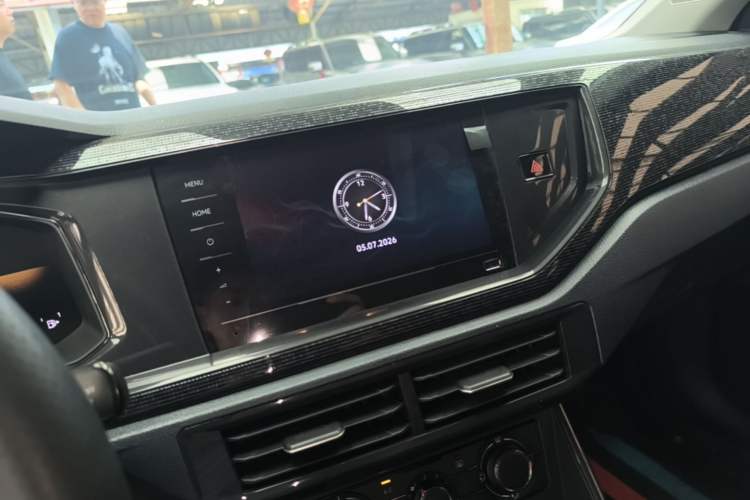 Used Volkswagen Lavida 2025 New Sharp 1.5L Outstanding New Edition Audio And AC Panel