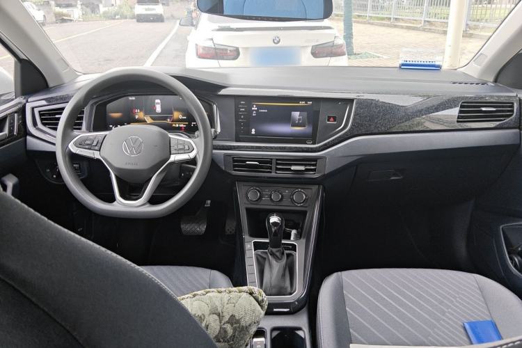 Used Volkswagen Lavida 2025 New Sharp 1.5L New Edition Center Console