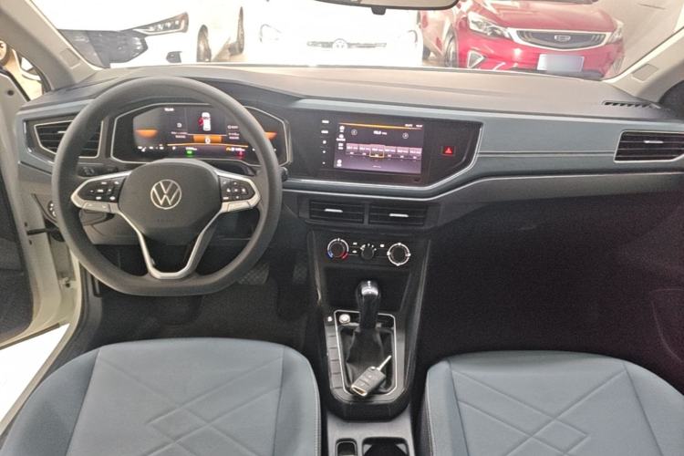 Used Volkswagen Lavida 2025 New Sharp 1.5L Outstanding New Vision Edition Center Console