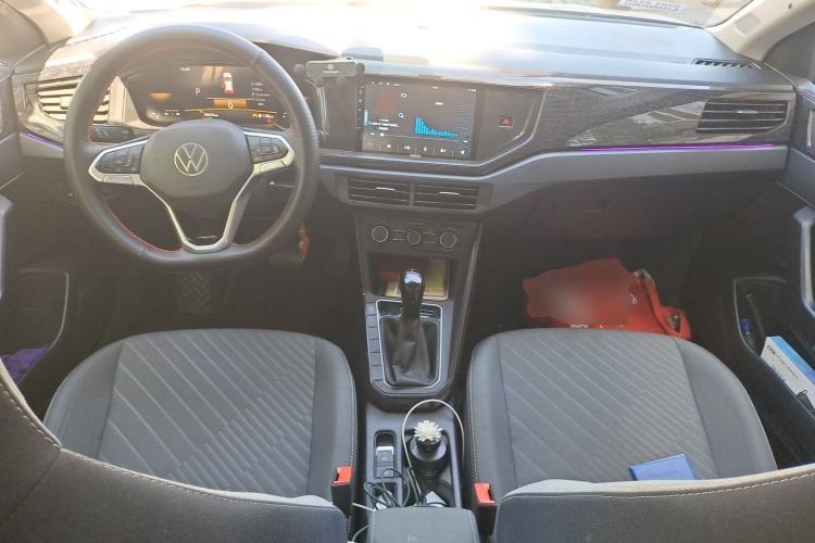 Used Volkswagen Lavida 2025 New Sharp 1.5L Outstanding New Edition Center Console