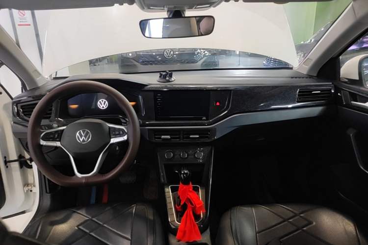 Used Volkswagen Lavida 2025 New Sharp 1.5L Outstanding New Edition Center Console