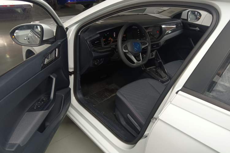 Used Volkswagen Lavida 2025 New Sharp 1.5L Outstanding New Edition Driver Seat