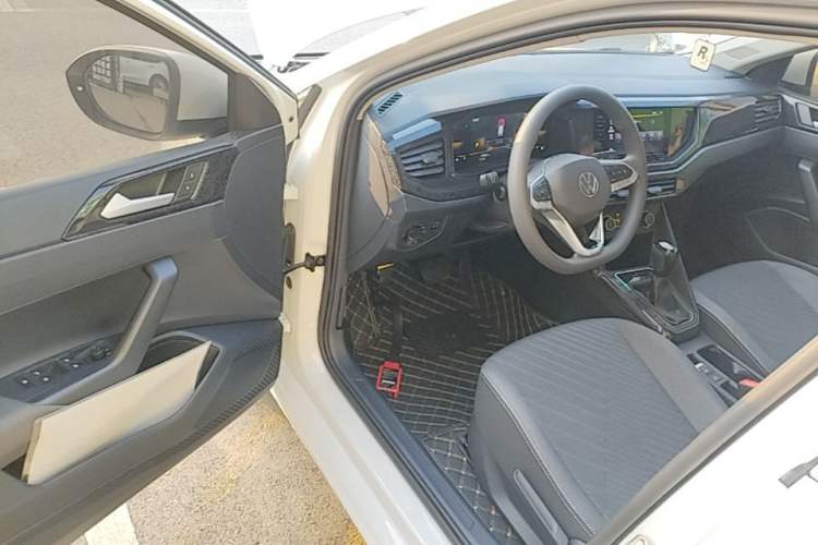 Used Volkswagen Lavida 2025 New Sharp 1.5L Outstanding New Edition Driver Seat