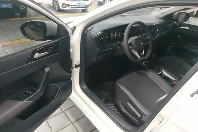 Used Volkswagen Lavida 2025 New Sharp 1.5L Outstanding New Edition Driver Seat