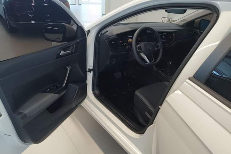 Used Volkswagen Lavida 2025 New Sharp 1.5L Outstanding New Edition Driver Seat