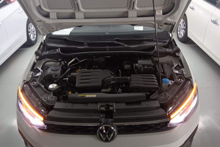 Used Volkswagen Lavida 2025 New Sharp 1.5L Outstanding New Edition Engine Bay