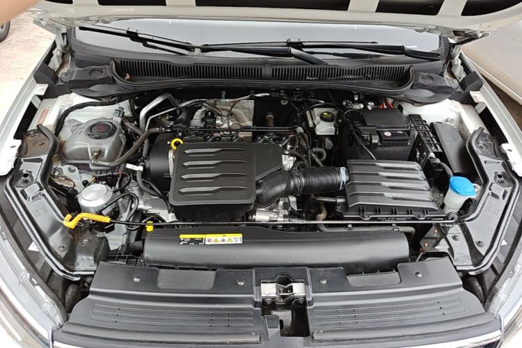 Used Volkswagen Lavida 2025 New Sharp 1.5L Outstanding New Edition Engine Bay