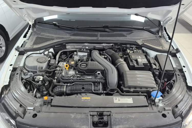 Used Volkswagen Lavida 2025 New Sharp 1.5L Outstanding New Vision Edition Engine Bay