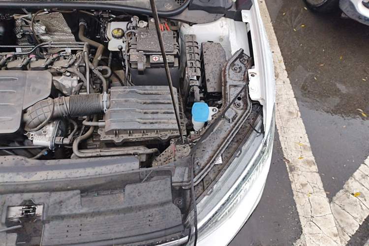 Used Volkswagen Lavida 2025 New Sharp 1.5L Outstanding New Edition Engine Bay Left