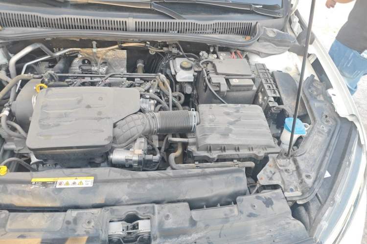 Used Volkswagen Lavida 2025 New Sharp 1.5L Outstanding New Edition Engine Bay Left