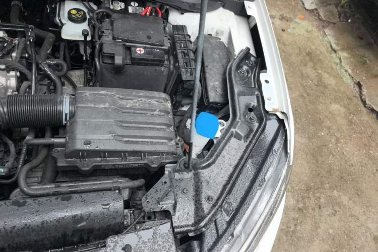 Used Volkswagen Lavida 2025 New Sharp 1.5L Outstanding New Edition Engine Bay Left