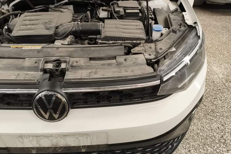 Used Volkswagen Lavida 2025 New Sharp 1.5L Outstanding New Edition Engine Bay Left