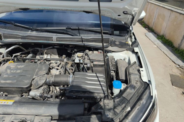 Used Volkswagen Lavida 2025 New Sharp 1.5L Outstanding New Edition Engine Bay Left