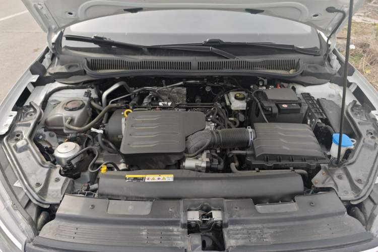 Used Volkswagen Lavida 2025 New Sharp 1.5L Outstanding New Vision Edition Engine Bay