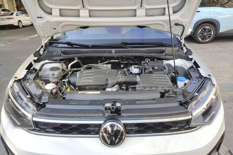 Used Volkswagen Lavida 2025 New Sharp 1.5L Outstanding New Vision Edition Engine Bay