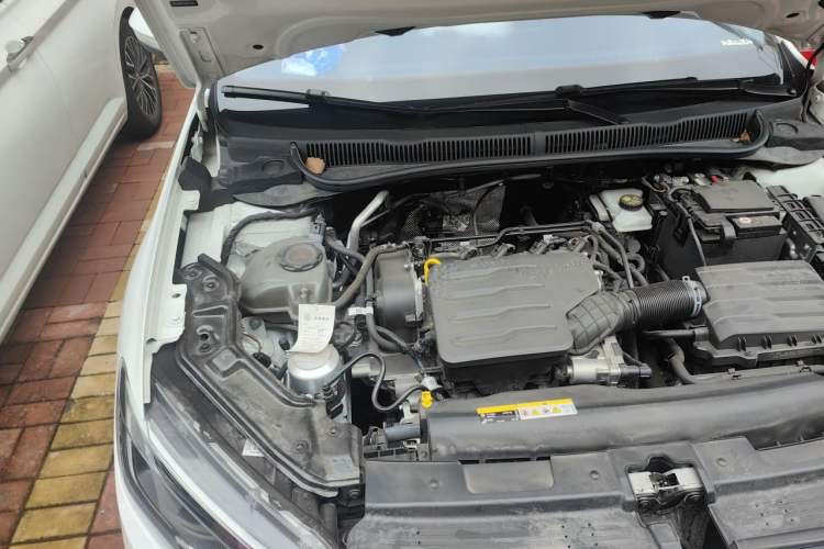 Used Volkswagen Lavida 2025 New Sharp 1.5L Outstanding New Edition Engine Bay Right