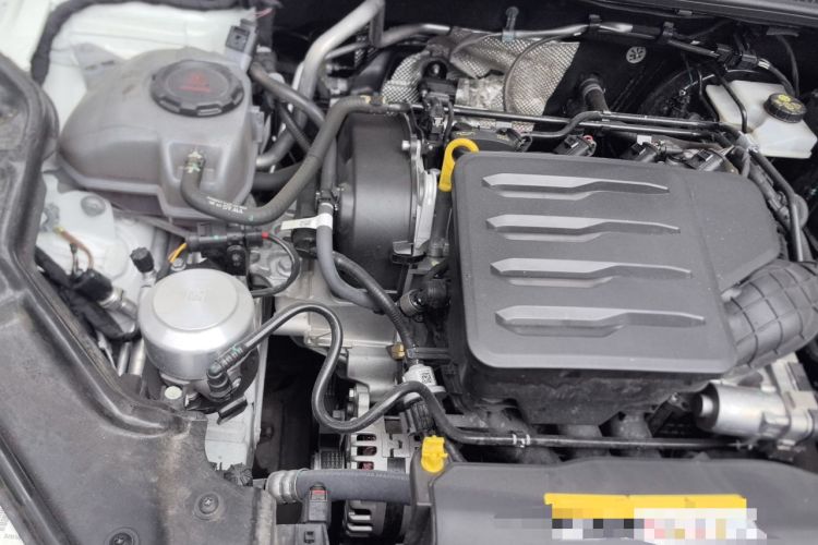 Used Volkswagen Lavida 2025 New Sharp 1.5L Outstanding New Edition Engine Bay Right