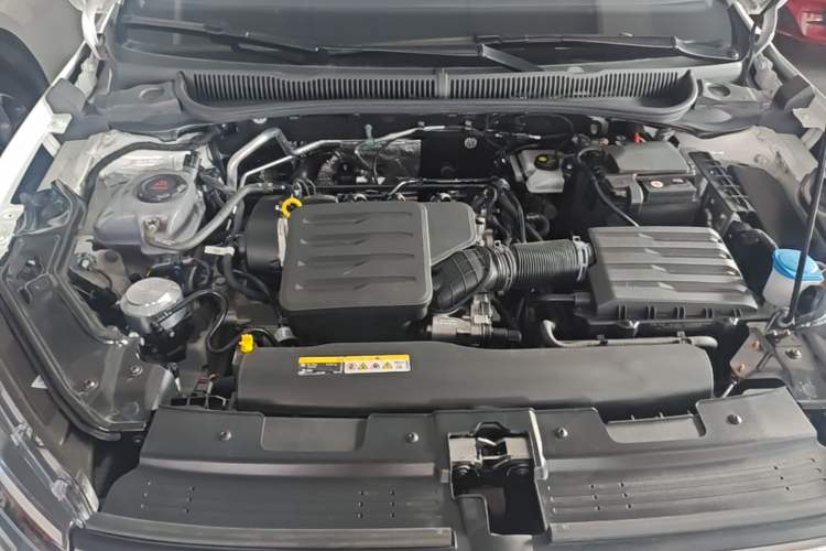Used Volkswagen Lavida 2025 New Sharp 1.5L Outstanding New Edition Engine Bay