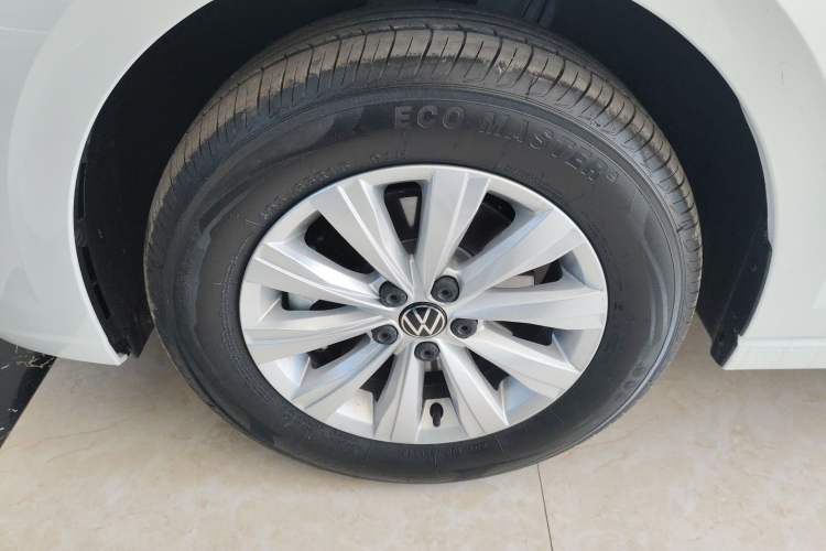 Used Volkswagen Lavida 2025 New Sharp 1.5L Outstanding New Edition Exterior 4