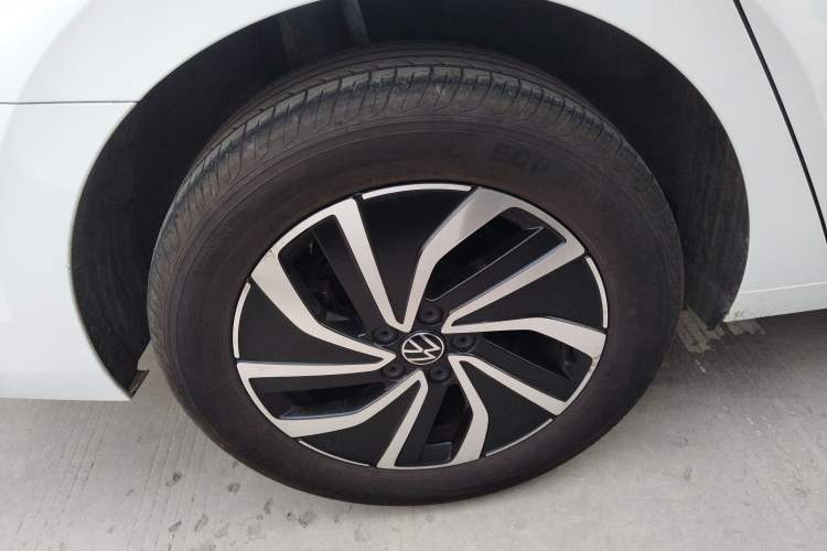 Used Volkswagen Lavida 2025 New Sharp 1.5L Outstanding New Vision Edition Exterior 8