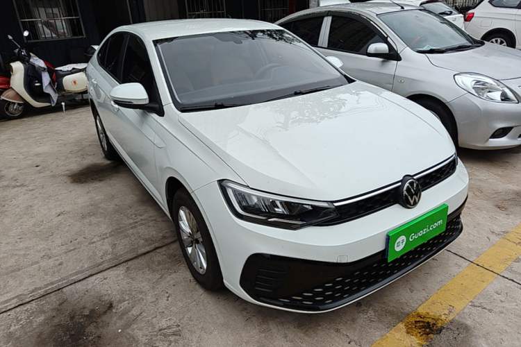 Used Volkswagen Lavida 2025 New Sharp 1.5L Outstanding New Edition Front Right 45 Deg