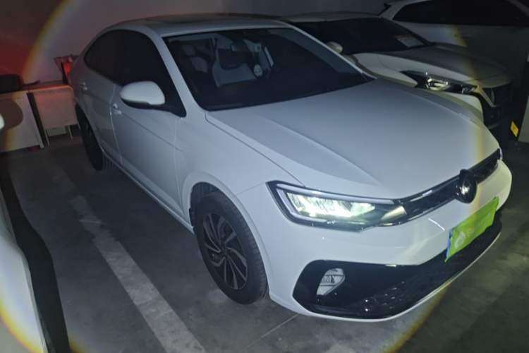 Used Volkswagen Lavida 2025 New Sharp 1.5L Outstanding New Vision Edition Front Right 45 Deg