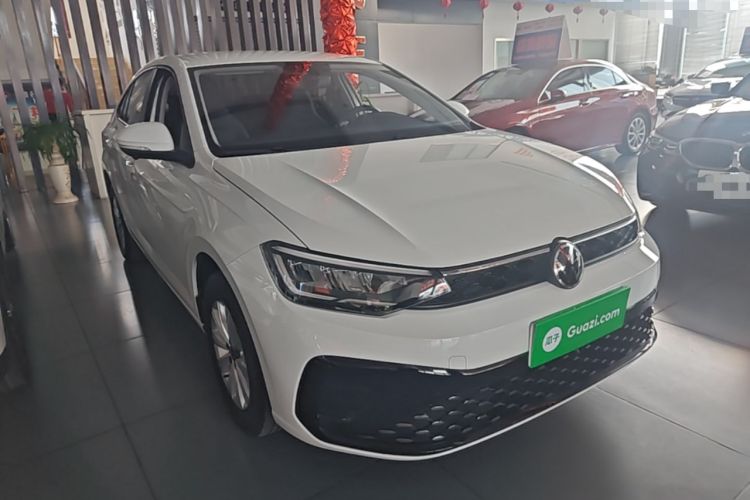 Used Volkswagen Lavida 2025 New Sharp 1.5L Outstanding New Edition Front Right 45 Deg