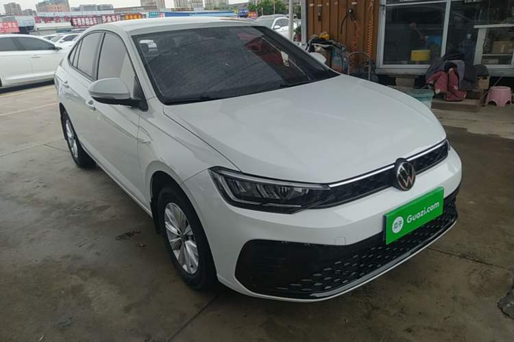 Used Volkswagen Lavida 2025 New Sharp 1.5L Outstanding New Edition Front Right 45 Deg
