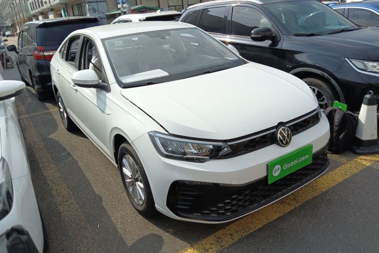 Used Volkswagen Lavida 2025 New Sharp 1.5L Outstanding New Edition Front Right 45 Deg